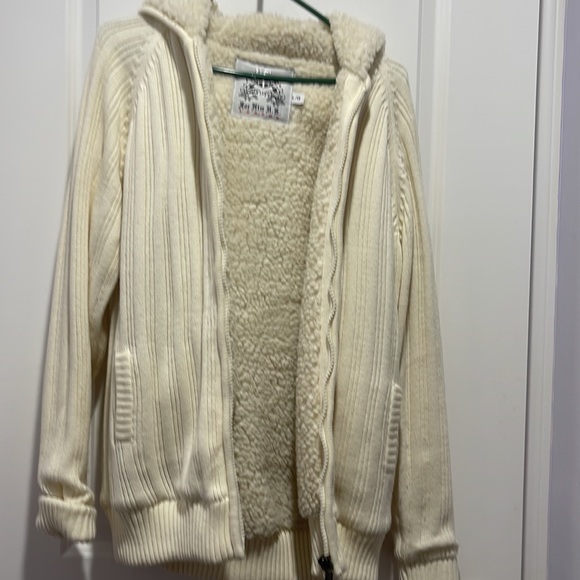 NWOT-Spring Knitted Sweater for Men - Picture 2 of 4